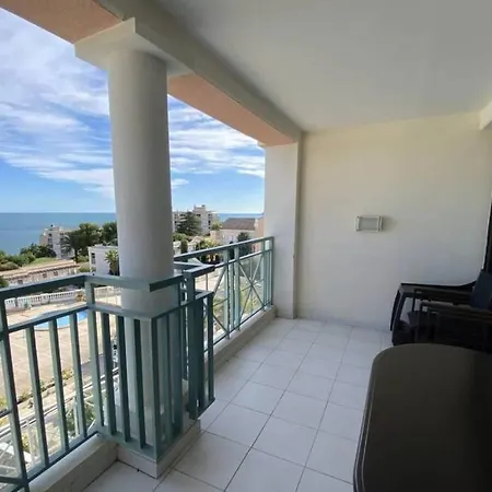 C021 Lumineux Avec Terrasse Et Piscine Cannes